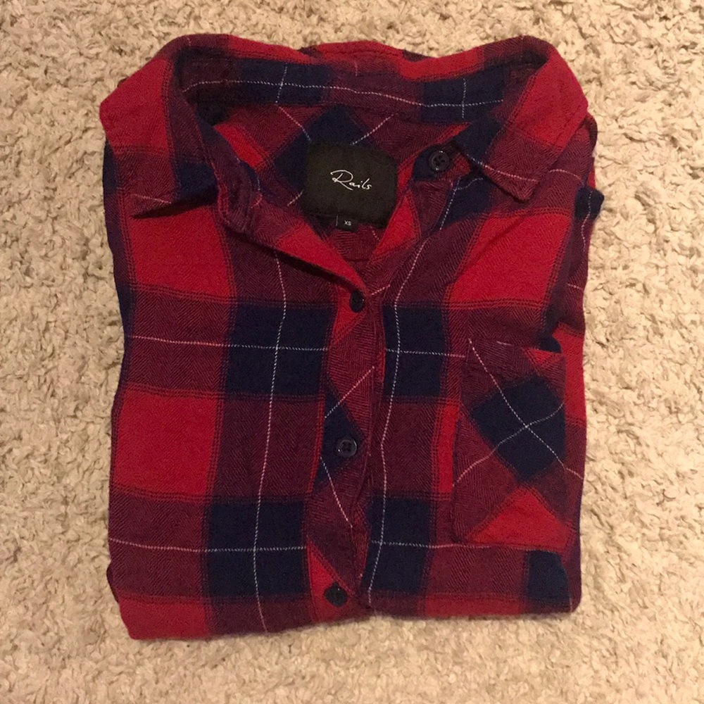 ✨Beautiful Rails Shirt, size XS!!✨